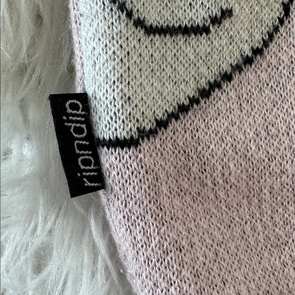 Rip n Dip • Unisex Falling For Nermal Pink & White Cat Sweater - Picture 6 of 16